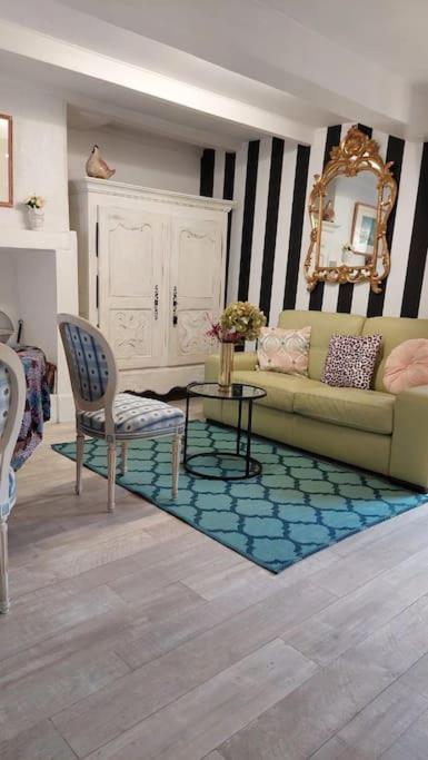 Maison Avec Jardin องเฟลอร์ ภายนอก รูปภาพ