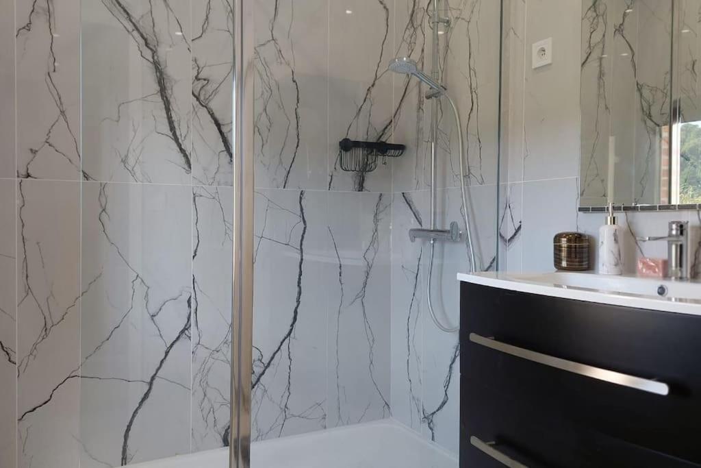 Maison Avec Jardin องเฟลอร์ ภายนอก รูปภาพ